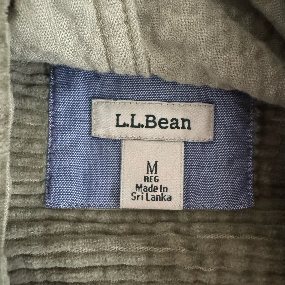 L.L. Bean Comfort Corduroy Green Full Zip Jacket with Hood Women’s Size M - Picture 4 of 5